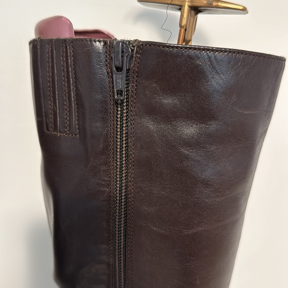 Brown leather boots - barely worn - Picture 3 of 7